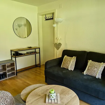 Moderne Et Confortable A Apartment
